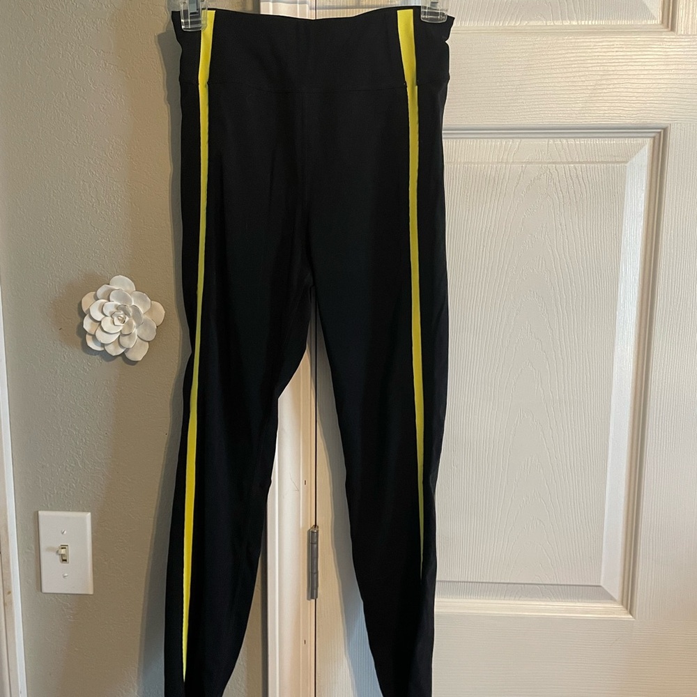 ZYIA Black and Yellow Leggings